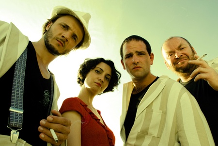  НАЗИВАЙТЕ МЕНЕ ТОБІ Б.